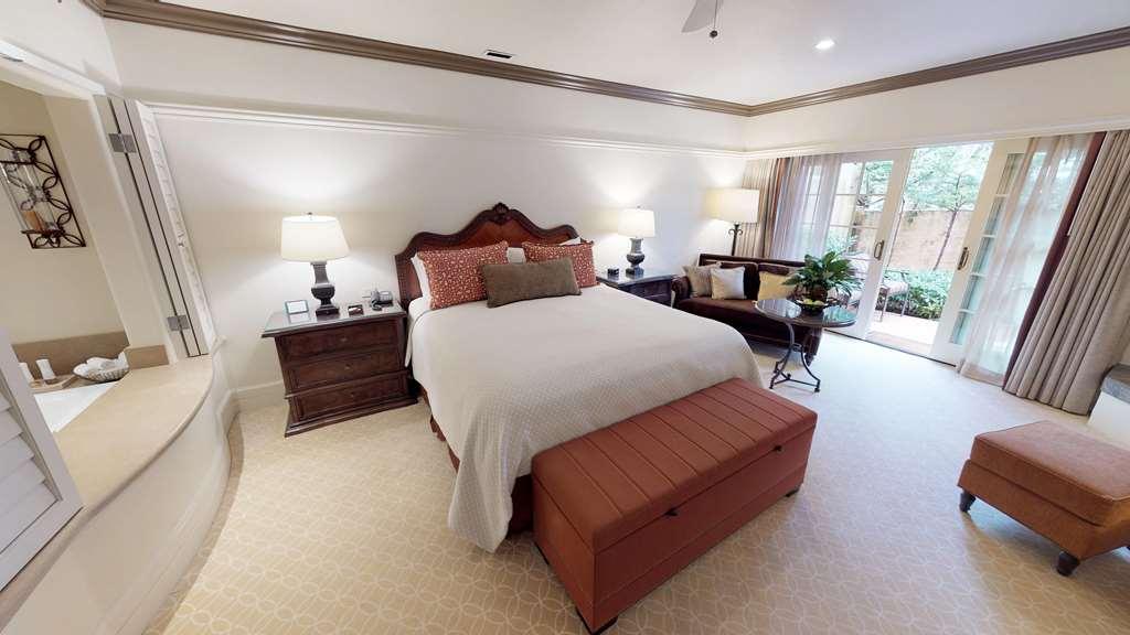 Casa Palmero At Pebble Beach Удобства фото