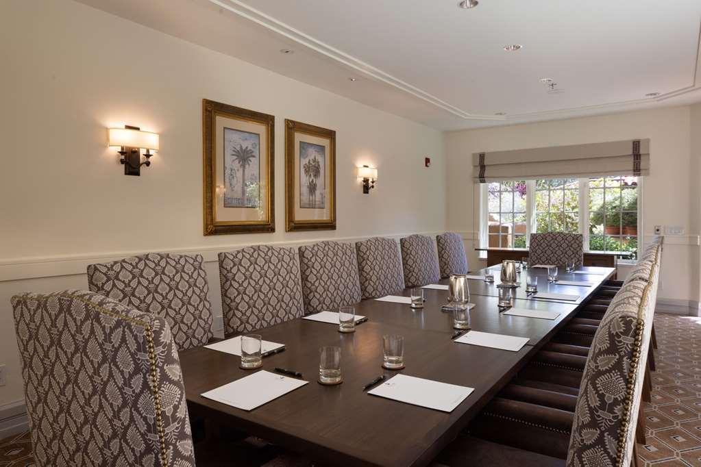 Casa Palmero At Pebble Beach Удобства фото