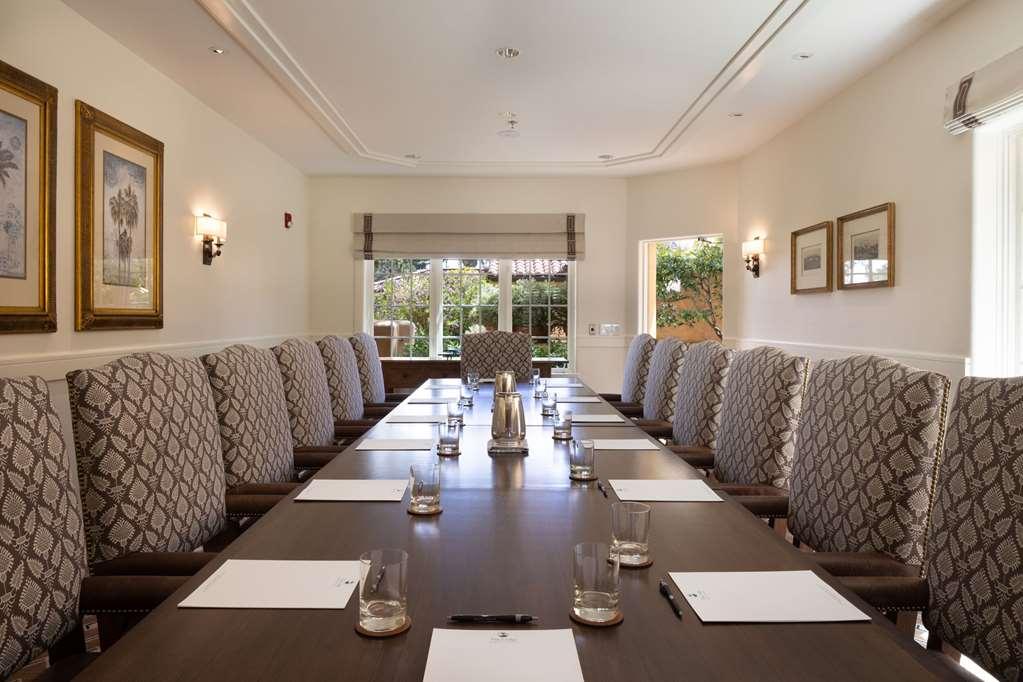 Casa Palmero At Pebble Beach Удобства фото